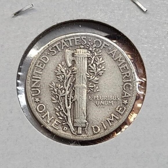 Lot of 4 Silver Mercury Dimes... Great Condition... In Protective Sleeves - Picture 6 of 8